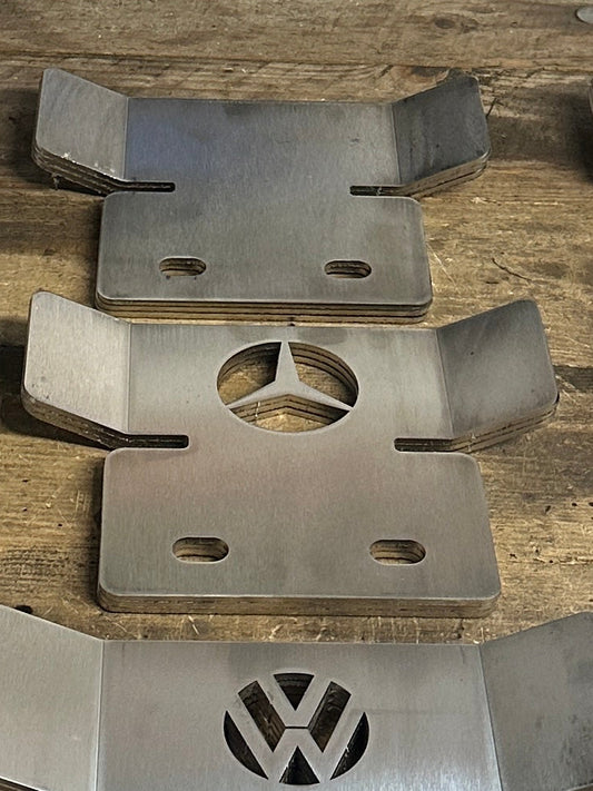 Mercedes Hitch Guard