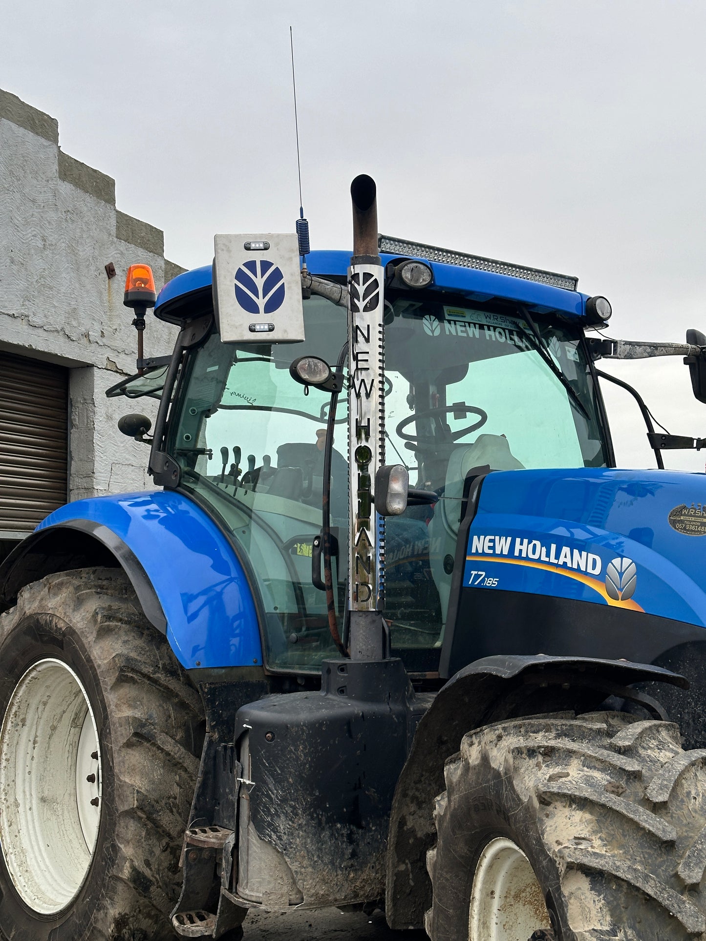 T7 New Holland Exhaust Guard