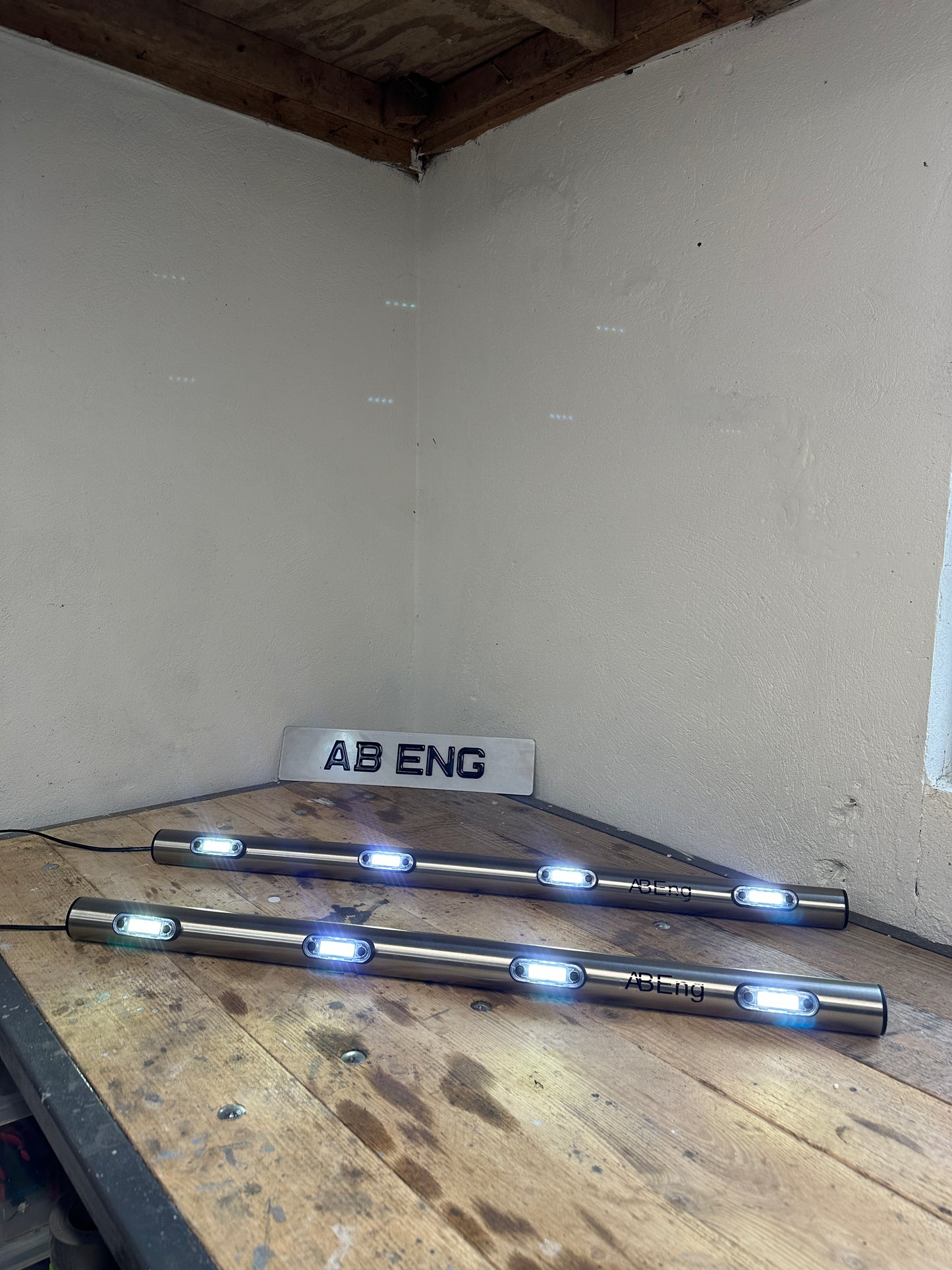 Medium Light Bars